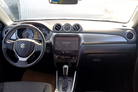 10768203_dashboard_23727014.jpg 10768203_dashboard_23727014.jpg