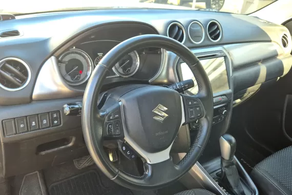 10825203_dashboard_19891733.jpg 10825203_dashboard_19891733.jpg