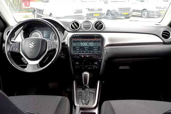 59813502_dashboard_13325084.jpg 59813502_dashboard_13325084.jpg