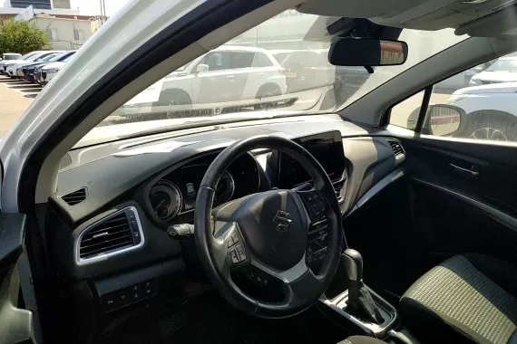 65941803_dashboard_19074554.jpg 65941803_dashboard_19074554.jpg