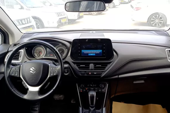 79206903_dashboard_19364412.jpg 79206903_dashboard_19364412.jpg